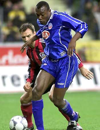 会扳回一城 会扳回一城