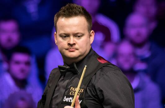 他保持着稳 他保持着稳